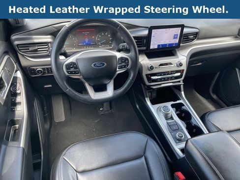 Used 2023 Ford Explorer XLT w/ Equipment Group 202A image 10