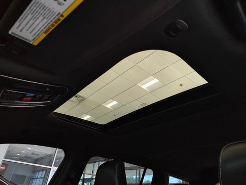 Used 2021 Jeep Grand Cherokee L Laredo AWD/4WD image 9