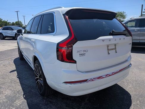 Used 2026 Volvo XC90 B5 Ultra AWD/4WD image 3