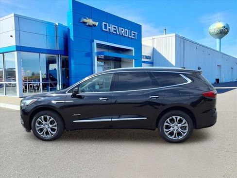 Used 2021 Buick Enclave Avenir image 7