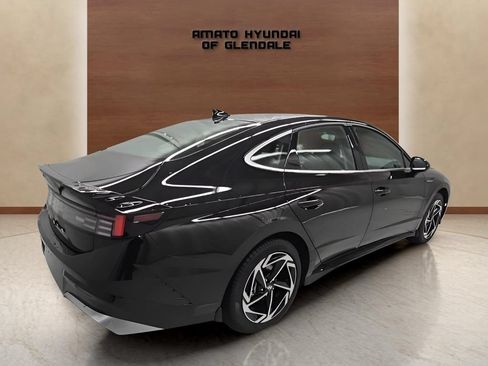 New 2026 Hyundai Sonata SEL FWD image 6