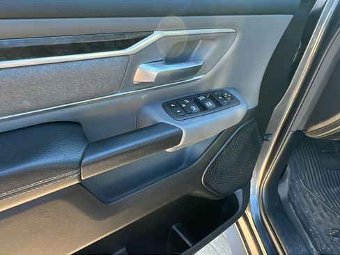 Used 2023 RAM 1500 Big Horn image 15