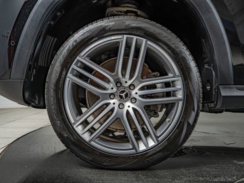 Certified 2024 Mercedes-Benz GLS 450 4MATIC image 10