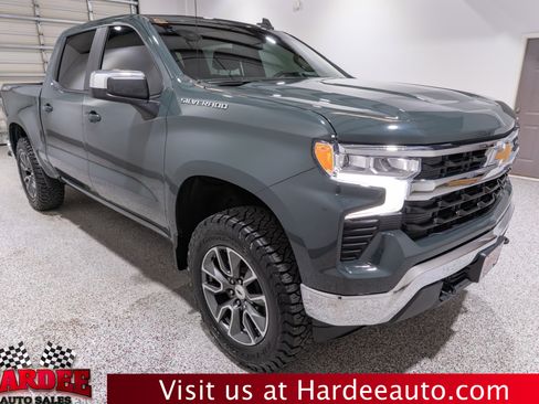 Used 2025 Chevrolet Silverado 1500 LT AWD/4WD image 6