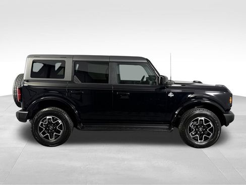 Used 2025 Ford Bronco Outer Banks AWD/4WD image 5