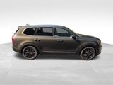 Used 2022 Kia Telluride SX w/ SX Prestige Package image 6