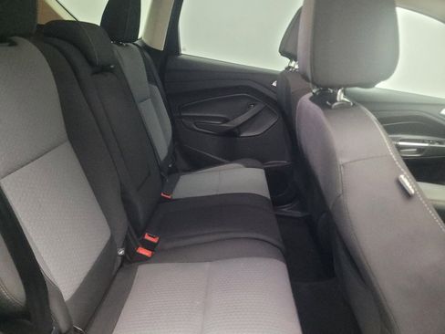 Used 2017 Ford Escape SE FWD image 19