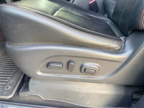 Used 2021 Nissan Titan PRO-4X w/ Pro-4x Convenience Package image 22