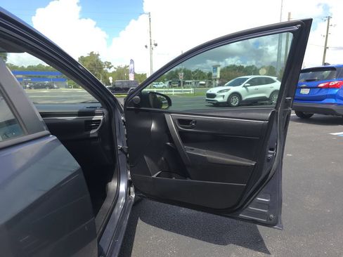 Used 2016 Toyota Corolla L FWD image 13