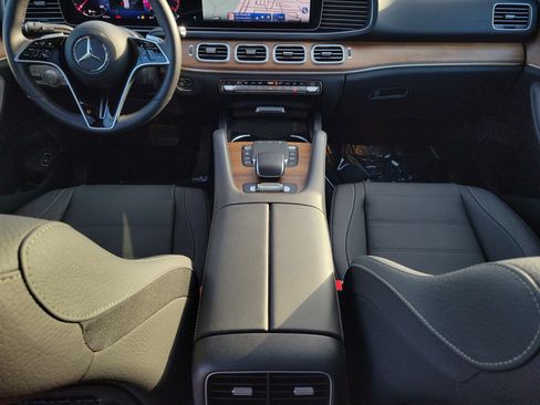 Certified 2025 Mercedes-Benz GLE 580 4MATIC image 17