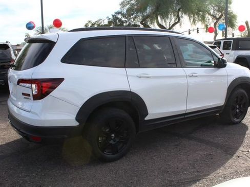 Certified 2022 Honda Pilot TrailSport image 5