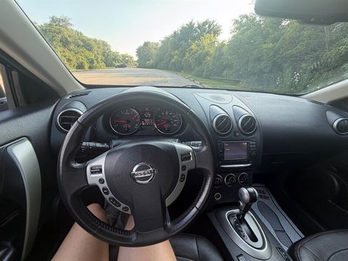Used 2013 Nissan Rogue SL AWD/4WD image 12
