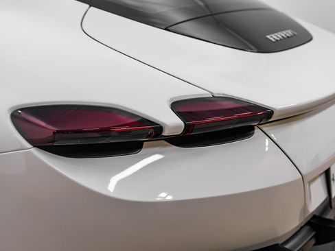 Certified 2022 Ferrari Roma image 48