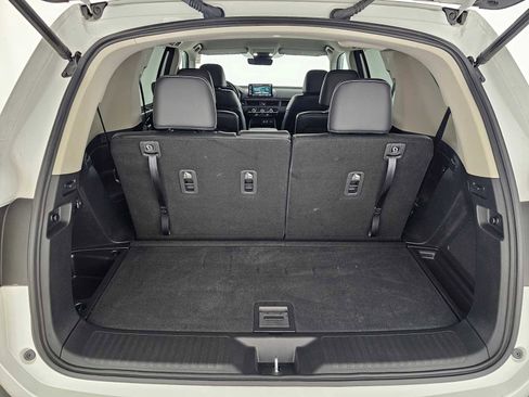 Used 2025 Honda Pilot EX-L image 15