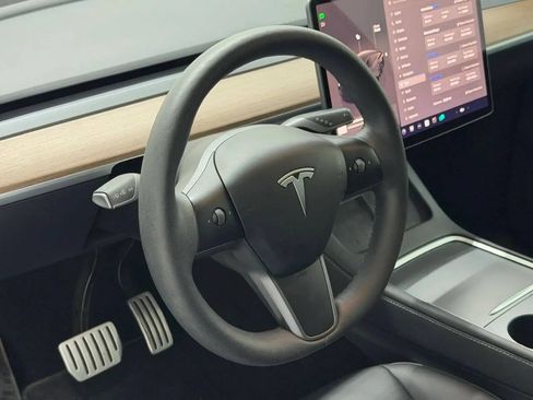 Used 2023 Tesla Model Y Performance AWD/4WD image 21