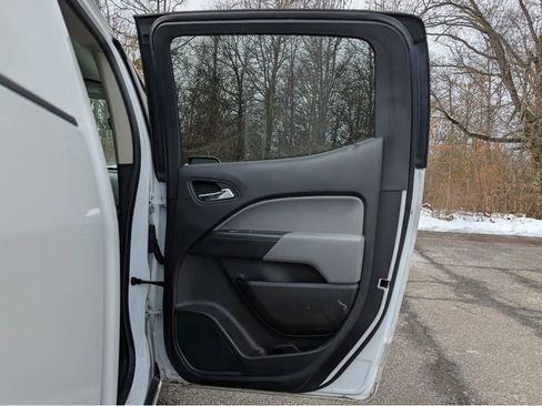 Used 2020 Chevrolet Colorado LT image 12