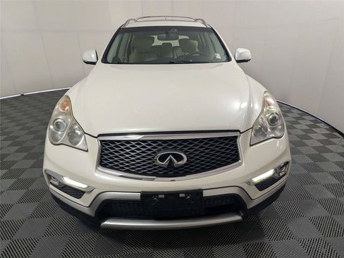 Used 2017 INFINITI QX50 2WD w/ Technology Package image 3