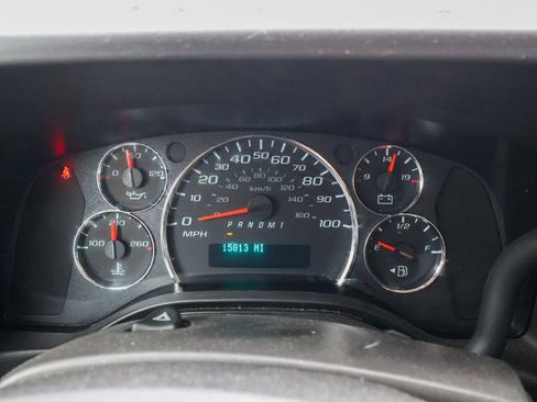 Used 2024 Chevrolet Express 2500 w/ Driver Convenience Package RWD image 15