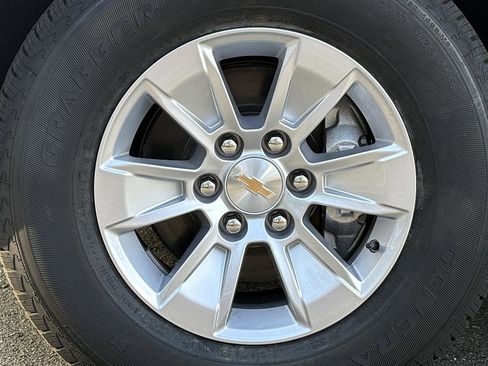 New 2026 Chevrolet Silverado 1500 LT image 9