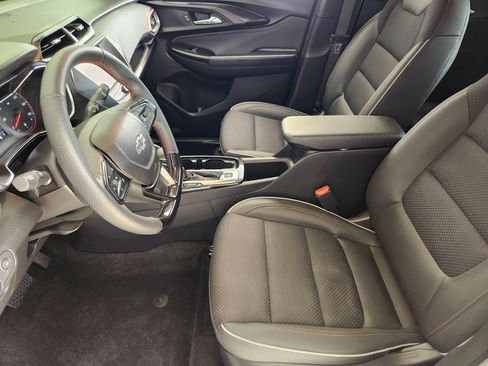 Used 2023 Chevrolet TrailBlazer RS FWD image 14