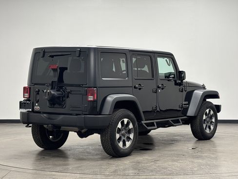 Used 2018 Jeep Wrangler Unlimited Sport S image 8