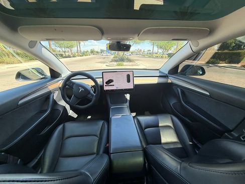 Used 2021 Tesla Model 3 Standard Range Plus RWD image 12