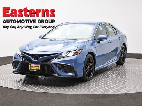 Used 2023 Toyota Camry XSE FWD image 1