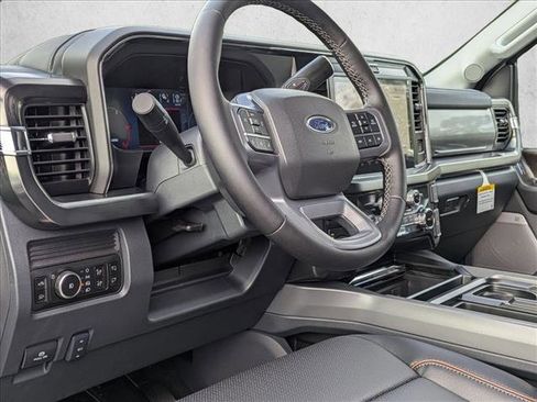 New 2026 Ford F250 Lariat w/ Chrome Package image 3