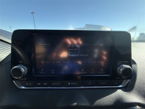 Used 2023 Nissan Sentra S image 16