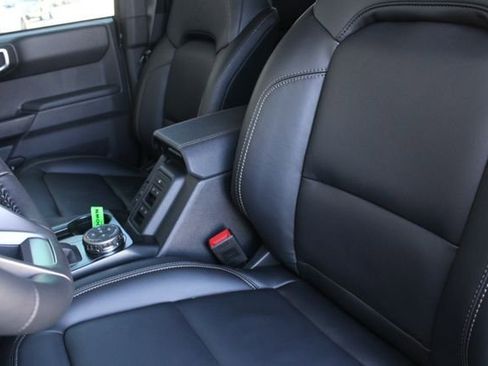 New 2026 Ford Bronco Badlands AWD/4WD image 5