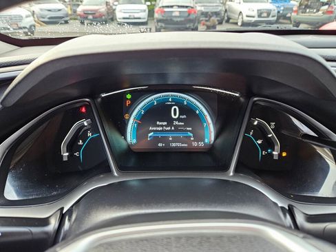 Used 2016 Honda Civic Touring image 3