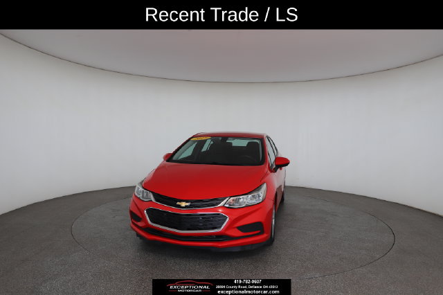 Used 2018 Chevrolet Cruze LS FWD image 32