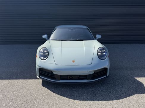 Certified 2025 Porsche 911 Carrera image 6