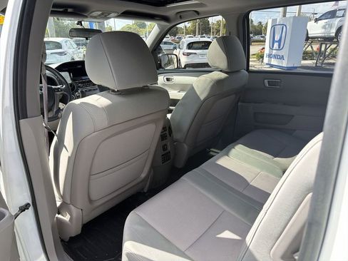 Used 2015 Honda Pilot SE image 17
