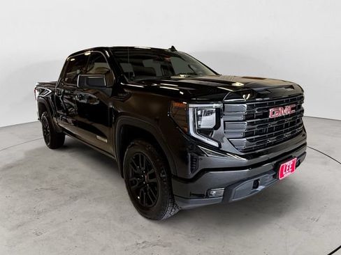 Used 2024 GMC Sierra 1500 Elevation w/ X31 Off-Road Package AWD/4WD image 8