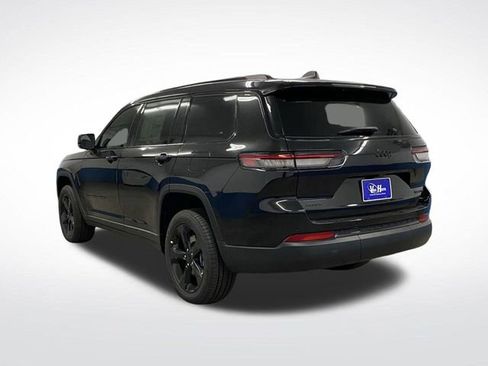 New 2025 Jeep Grand Cherokee L Limited w/ Black Appearance Package image 3