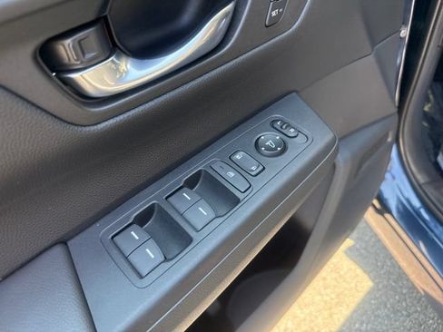 Used 2025 Honda CR-V Sport-L image 10