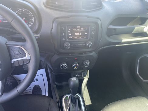 Used 2019 Jeep Renegade Sport FWD image 17