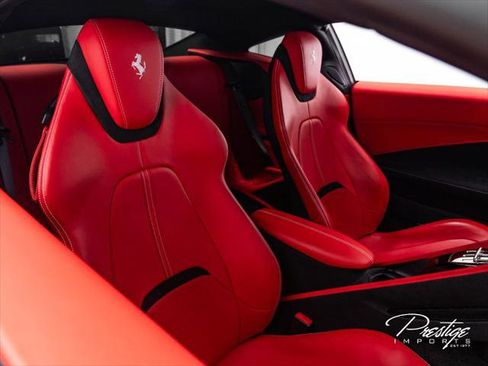 Used 2021 Ferrari Roma RWD image 33