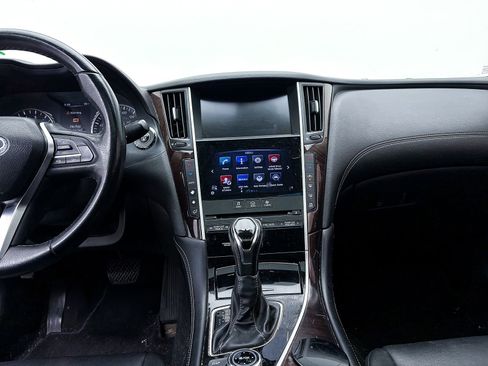 Used 2018 INFINITI Q50 Luxe image 4