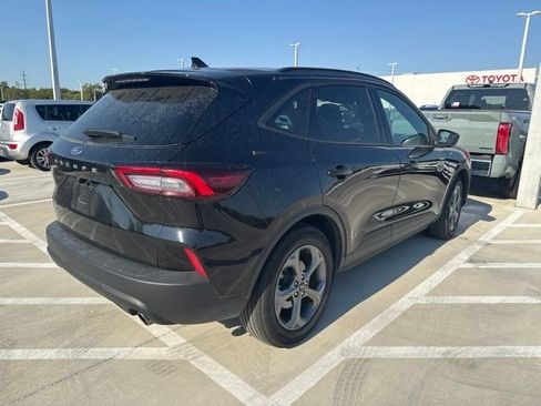 Used 2025 Ford Escape ST-Line FWD image 7