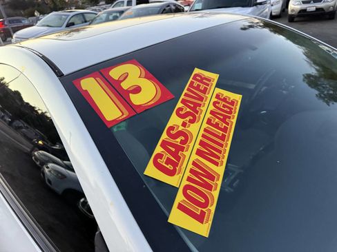 Used 2013 INFINITI G37 Journey w/ Premium Pkg image 16