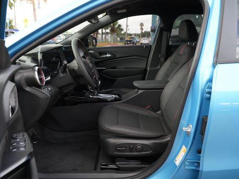 Used 2026 Chevrolet Trax RS w/ Driver Confidence Package FWD image 7