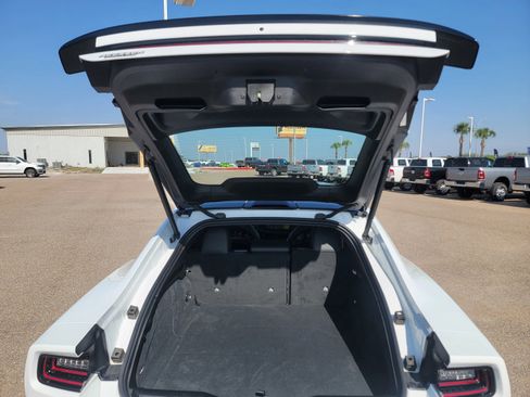 New 2024 Dodge Charger Daytona Scat Pack w/ Plus Group image 13