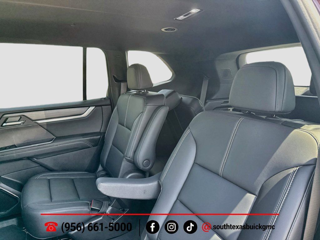 Used 2026 GMC Acadia Elevation w/ Black Edition FWD image 24