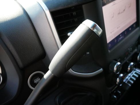 Used 2022 RAM 3500 Big Horn w/ Level C Equiment Group image 24