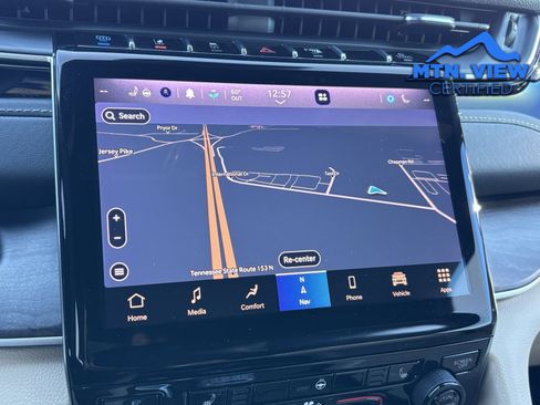 Used 2023 Jeep Grand Cherokee 4WD 4xe image 5