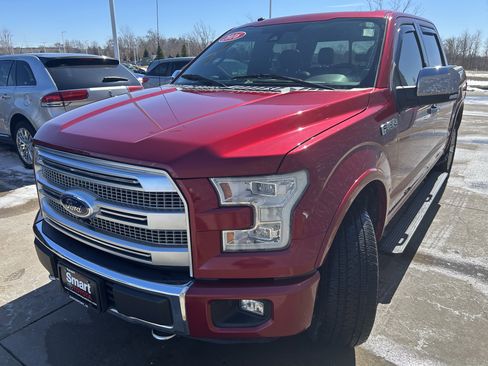 Used 2016 Ford F150 Platinum w/ Equipment Group 701A Luxury image 3
