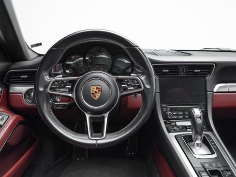 Used 2019 Porsche 911 Carrera image 25