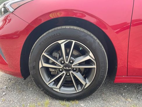 Used 2023 Kia Forte LXS FWD image 18